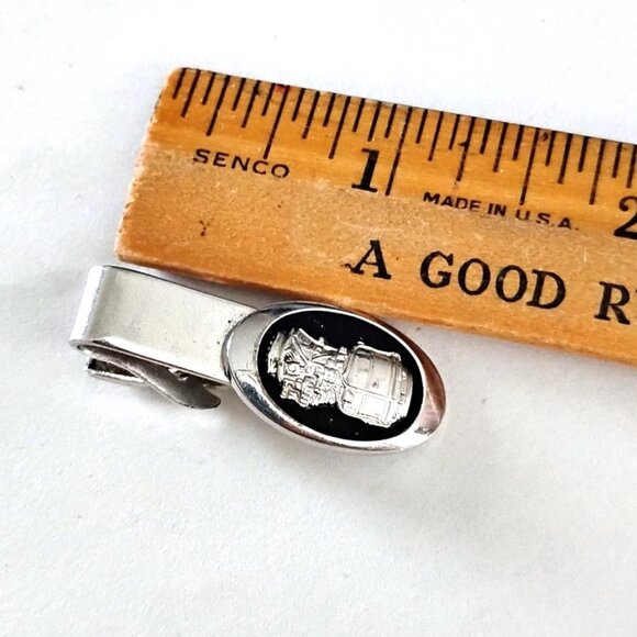 1960s Vintage Tie Clip with Car Motor by Robbins Co, Attleboro - Picture 3 of 3